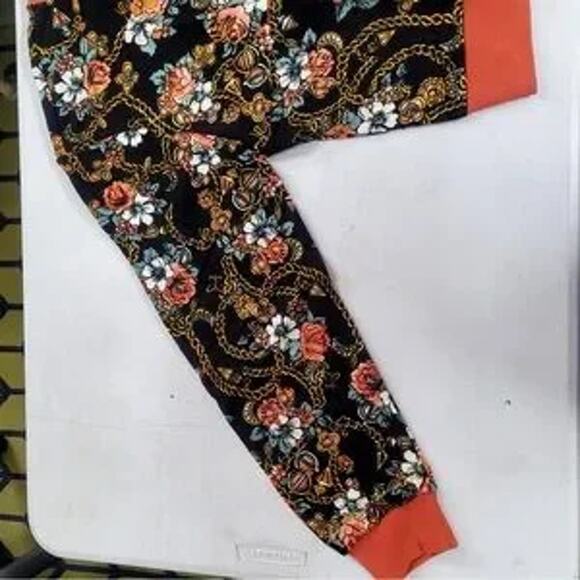 Brand New! Laila Ali Black With Floral Pattern Pullover Sweat  Multi Sizes - Picture 6 of 7